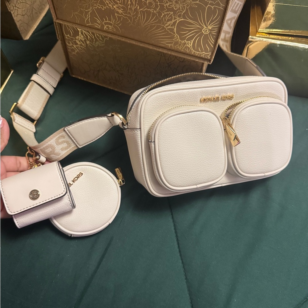 Michael Kors White Crossbody Bag Set
